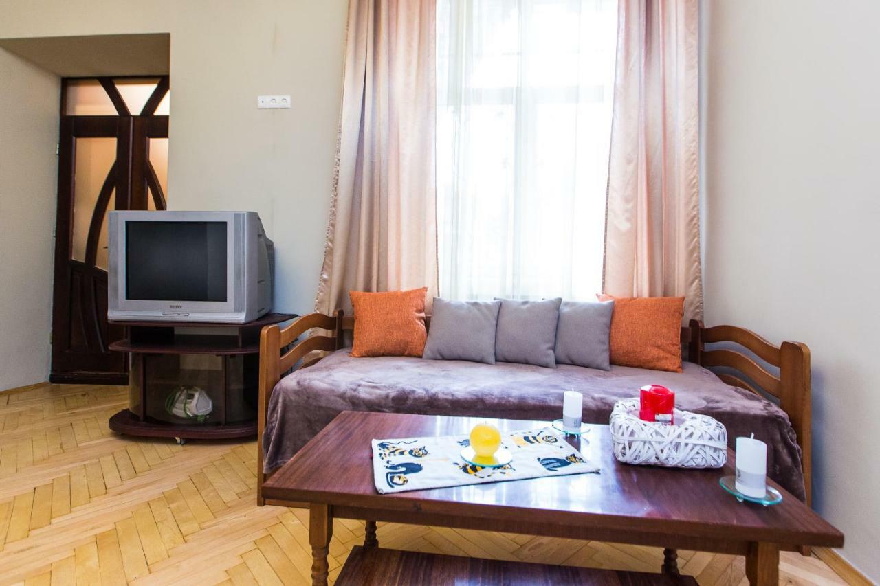 Apartments On Sholom Aleichem Та Ще Варіант Поруч Liov Exterior foto